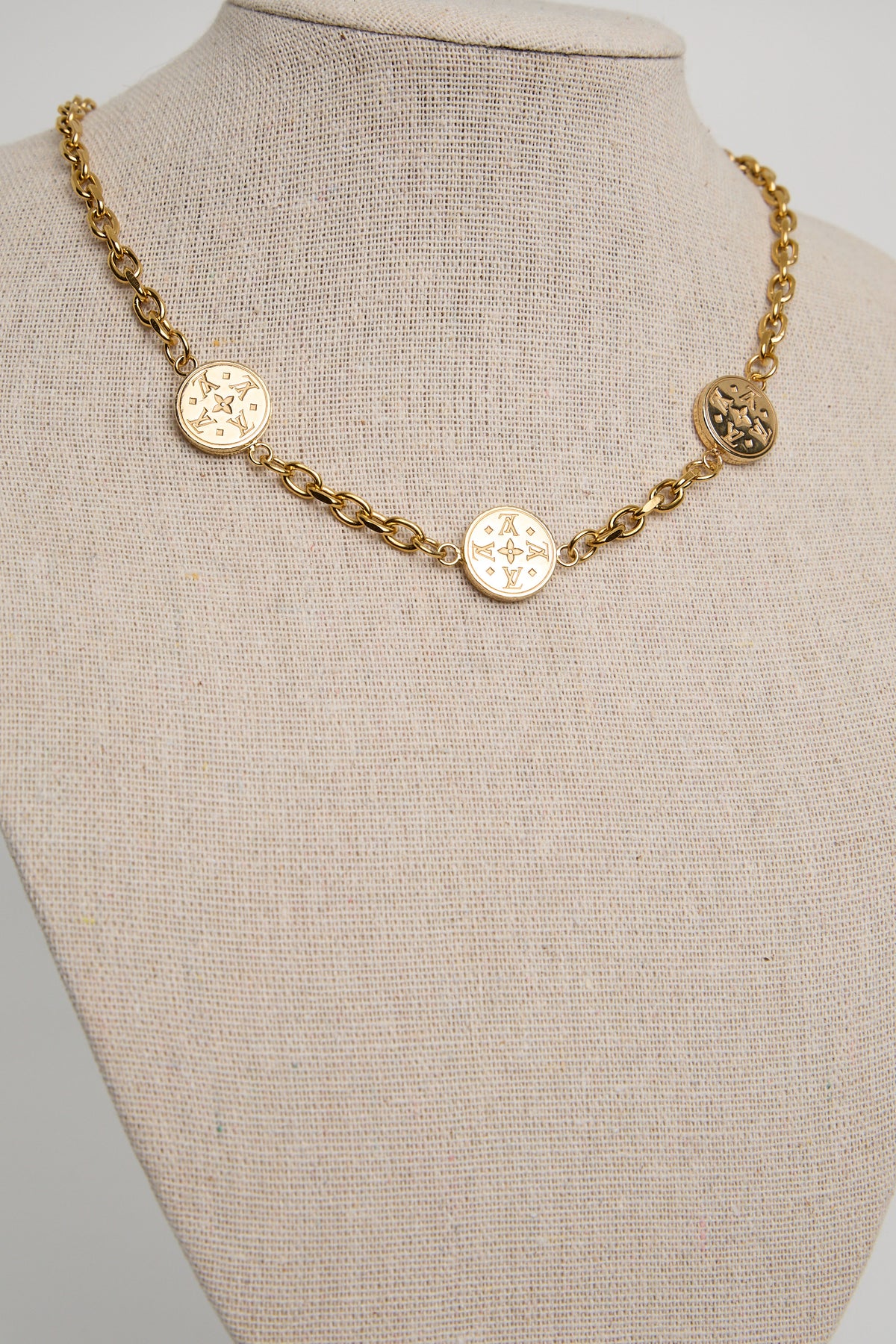 Collier choker arthemise