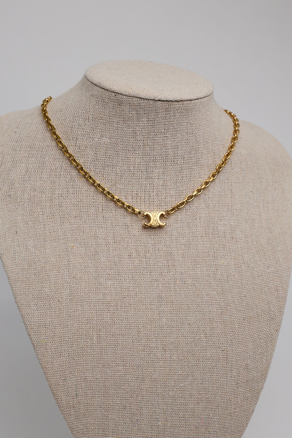 Collier Maggie