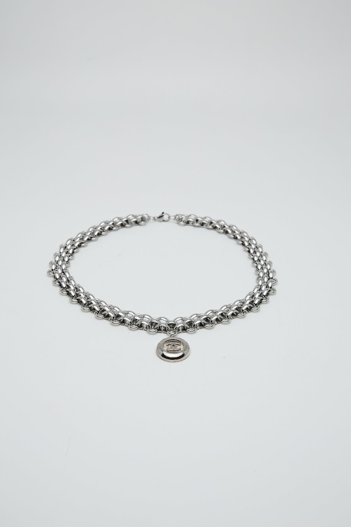 collier choker Tila