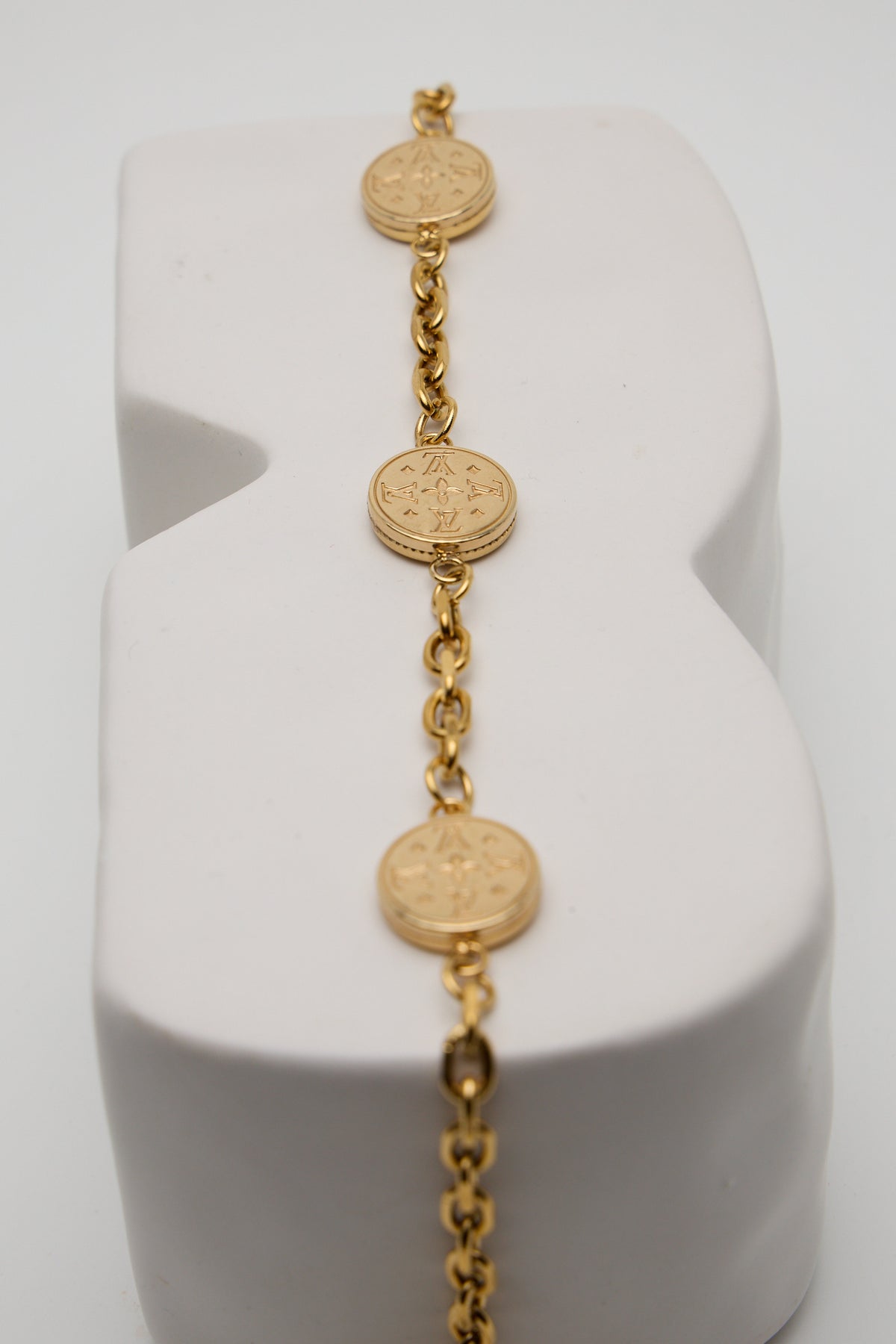 Collier choker arthemise