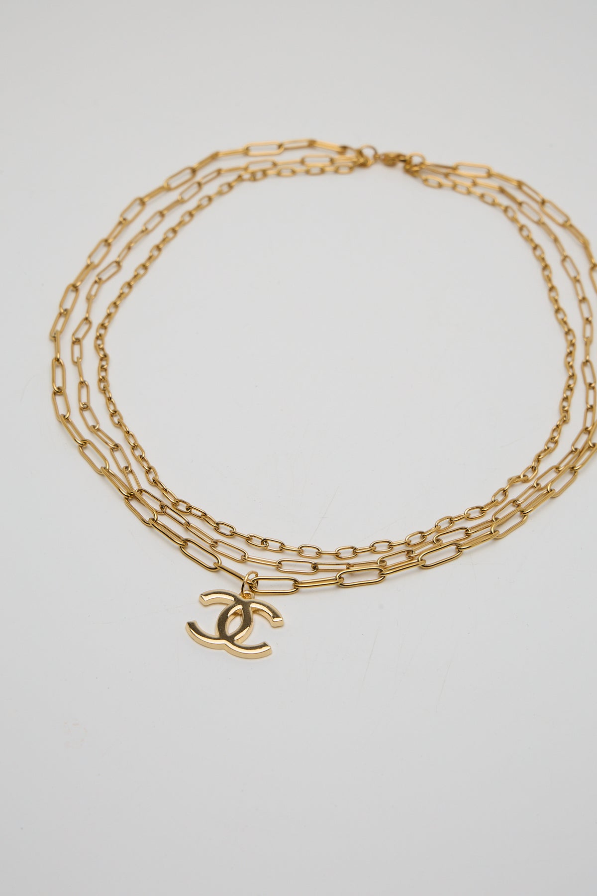 Collier triple rang Ilona