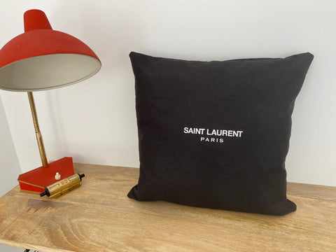 Coussin upcyclé Ysl